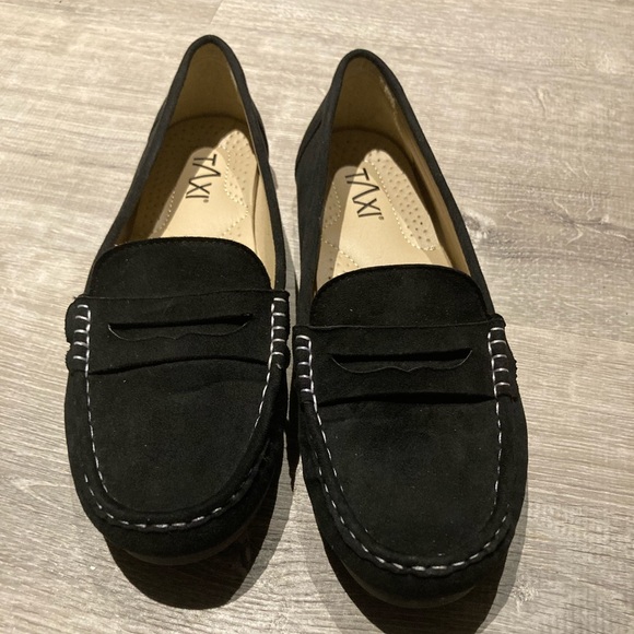 Taxi - NWOT Women’s Slip On Suede Loafers - Picture 7 of 8